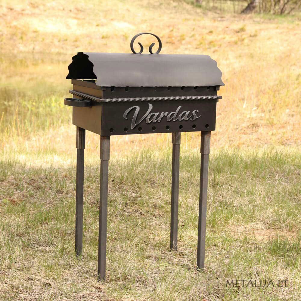 vardine-šašlykinė-8-iešmams-su-dangčiu